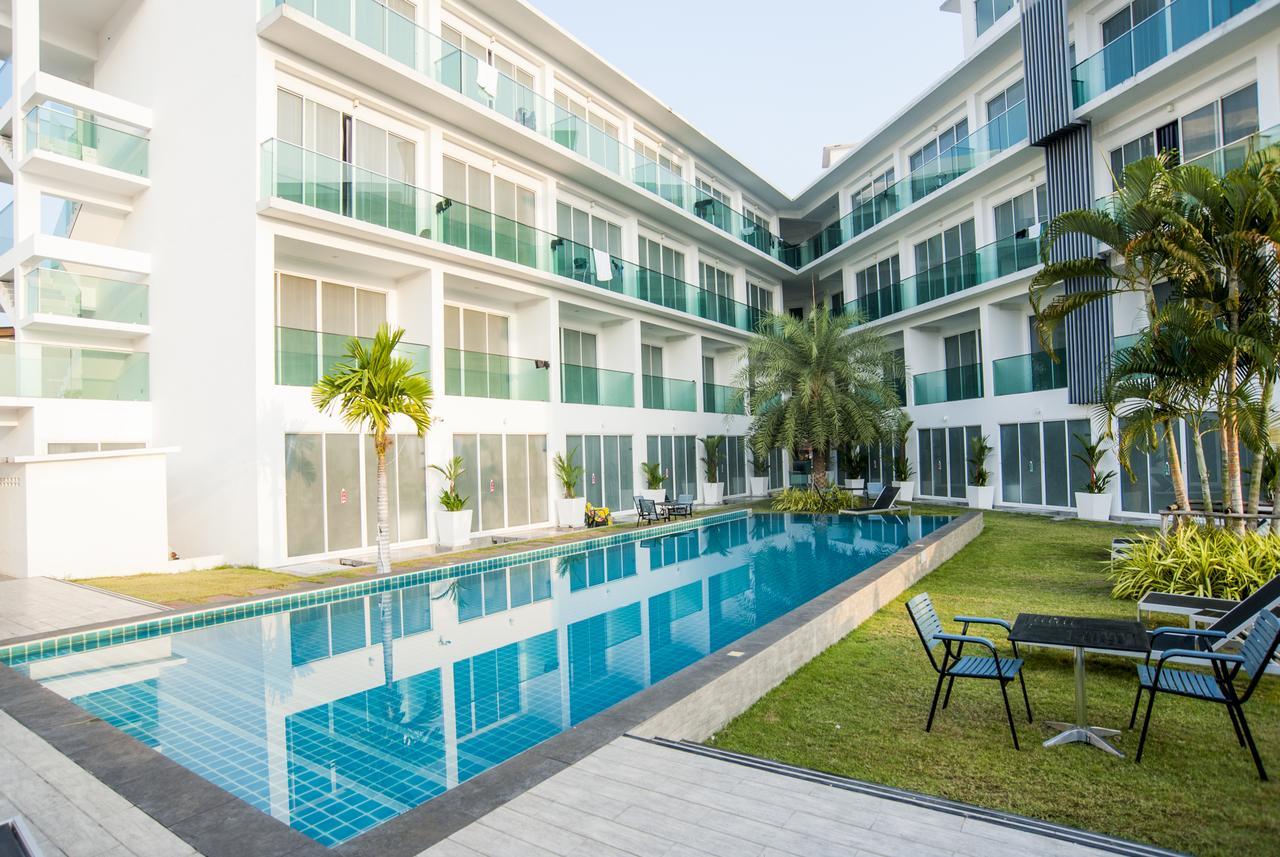 Cozy Resort, A Boutique Hotel Паттая Екстер'єр фото